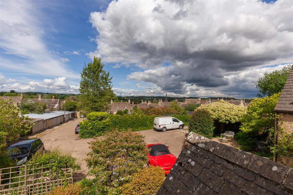 Front View - Burford 1.jpg