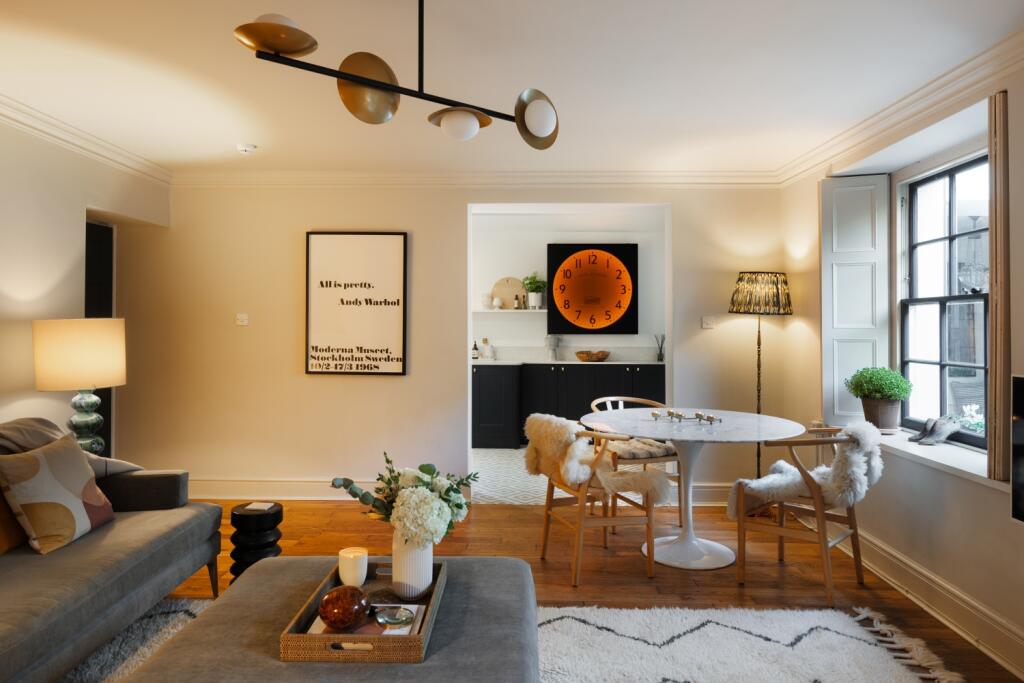 Reception to kitchen