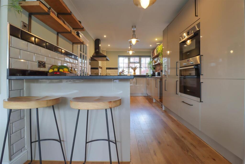 TRINDER 180725-3.jpg