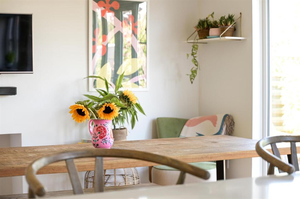 WEST HILL AVENUE (18).jpg