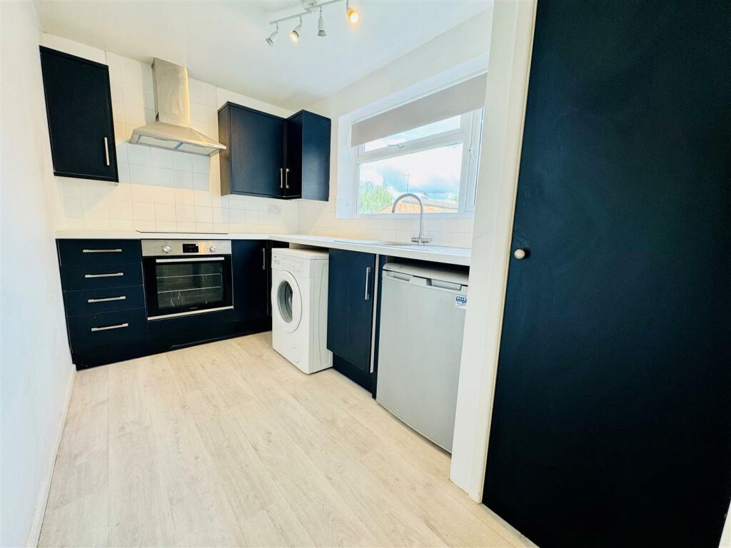 binswood kitchen_.jpeg