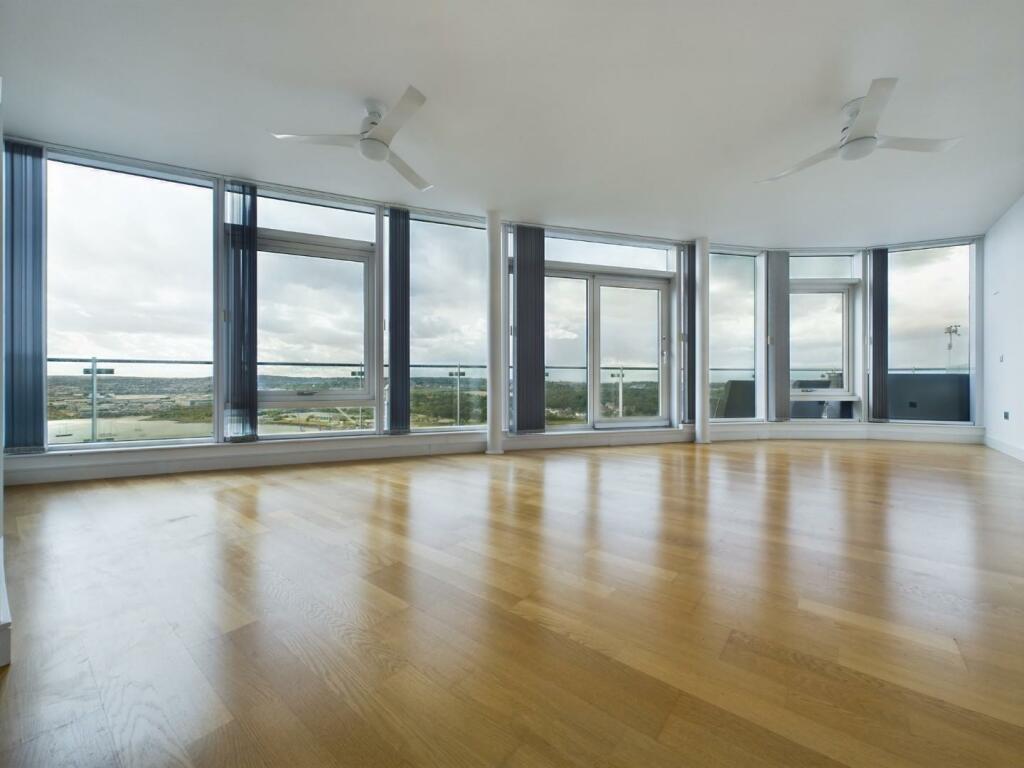 Living Room.jpg