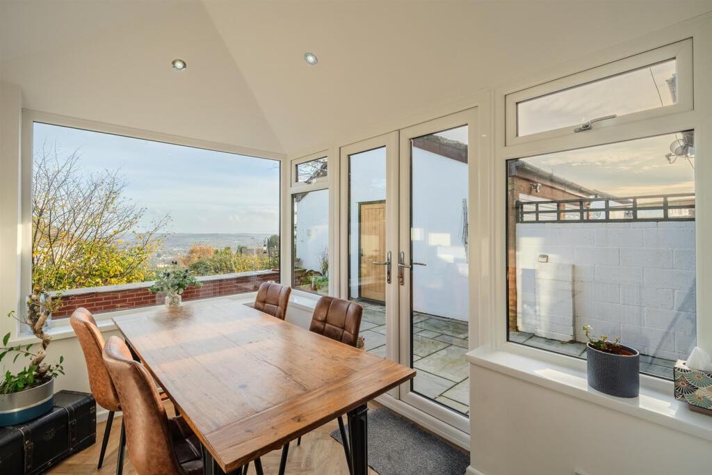 57 Oaklands View-19.jpg