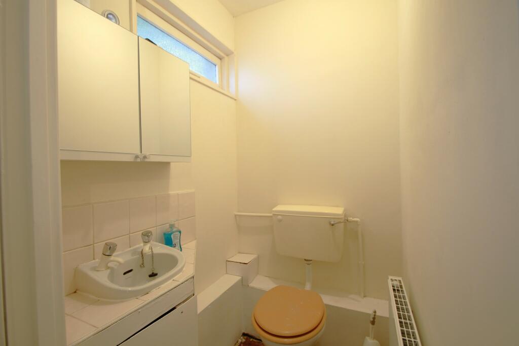 Cloakroom/WC