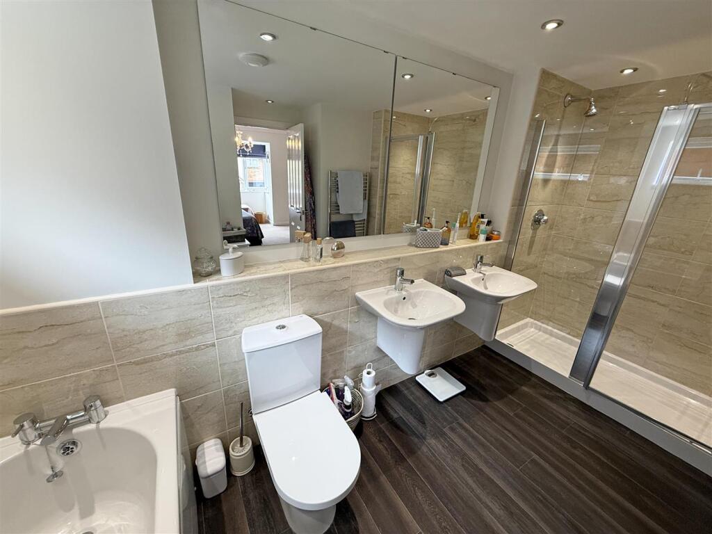 En-Suite.jpg