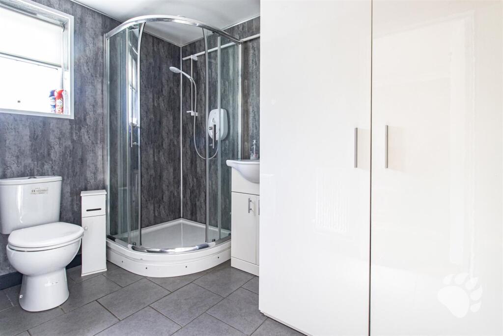 Ground Floor Shower Room