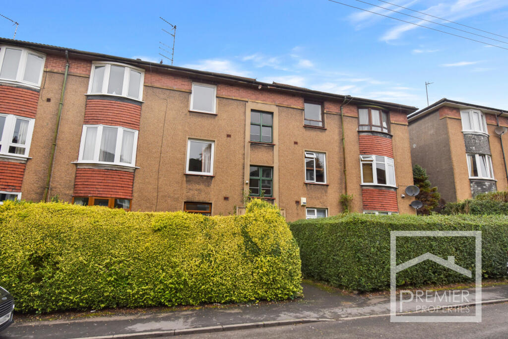 Two/Three Bed Top Floor Flat to Let