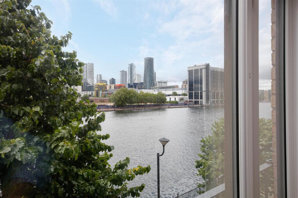 Ringwood Gardens.jpg