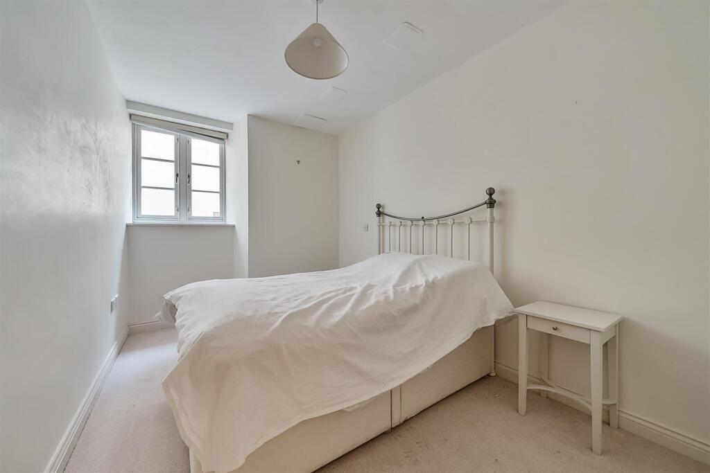 67a2848f18998-1237436 (6).jpg