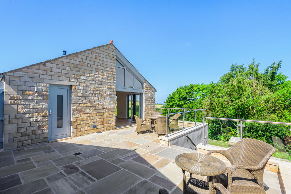 Patio/Balcony Are...