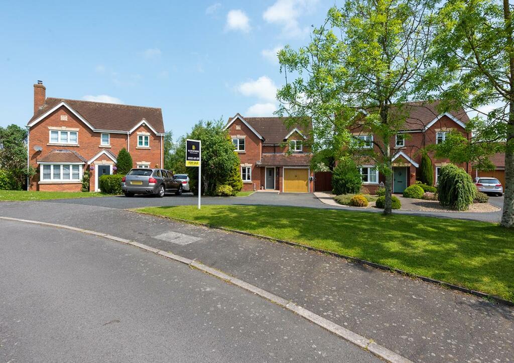 3 Stokesay Close_011.jpg