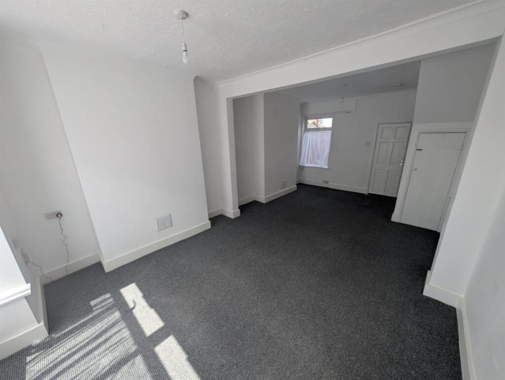 PHOTO-2025-05-21-14-12-42 (3).jpg