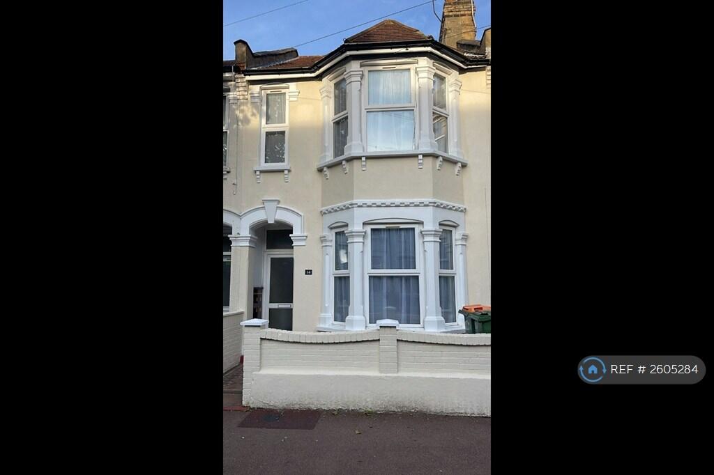4 Bedroom, Essex Road ***Newly Refurbished***