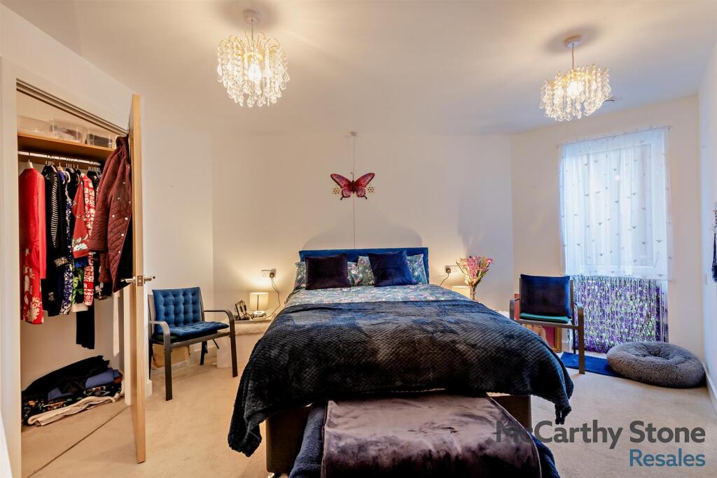 8641038-interior03-800.jpg