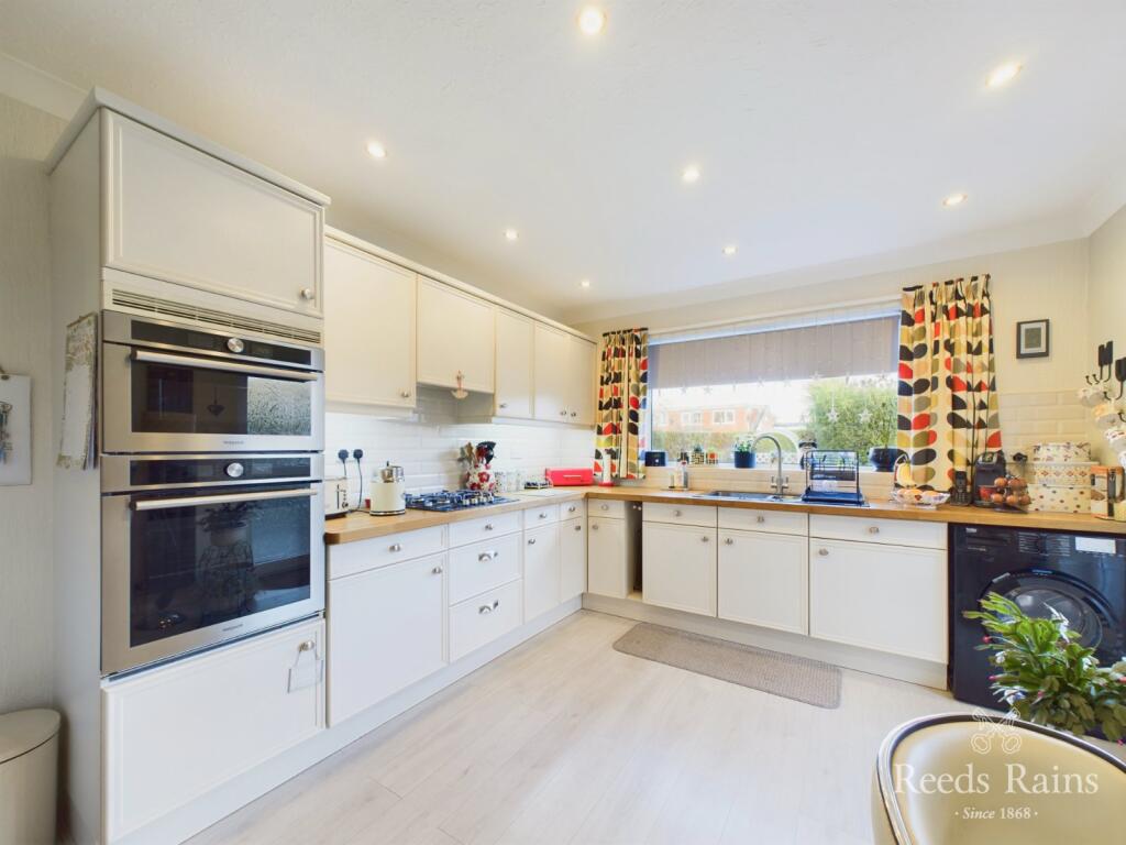 Kitchen/ Diner