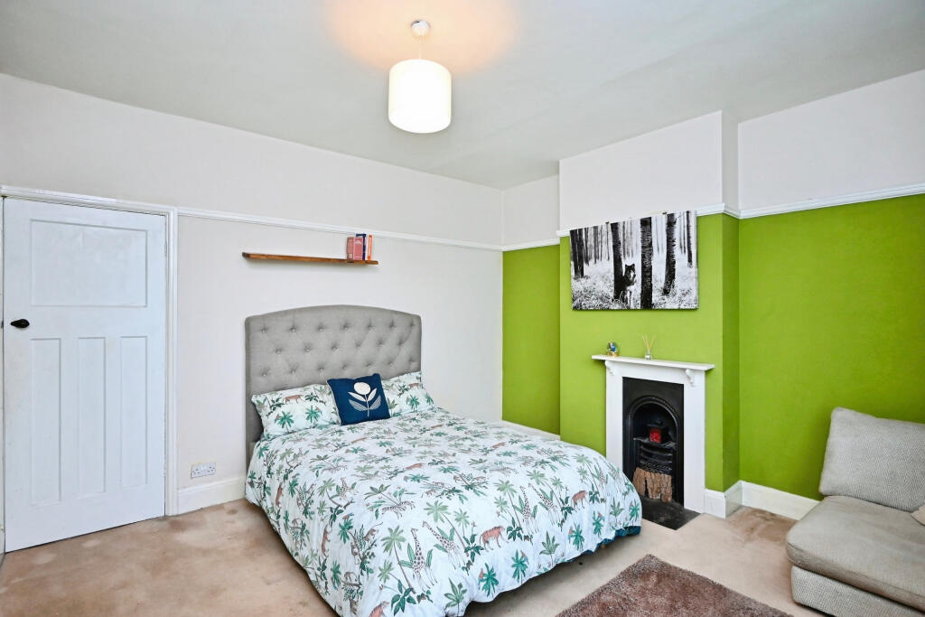 18 Lea Close, Thurmaston, leicester, LE4 8DW