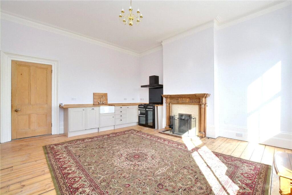 Reception / Kitchen