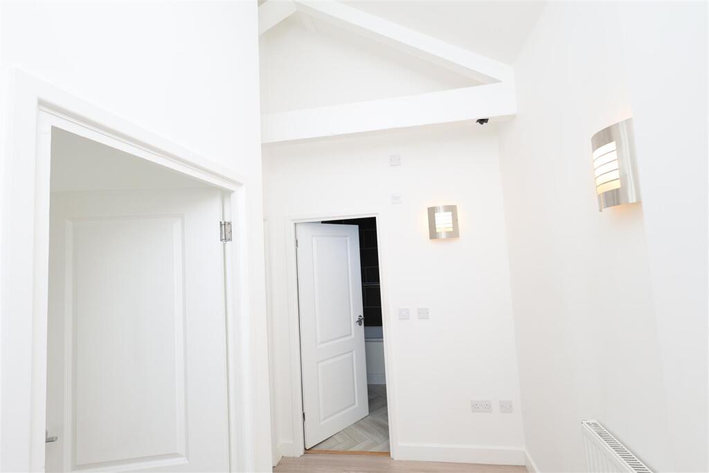 INNER HALLWAY