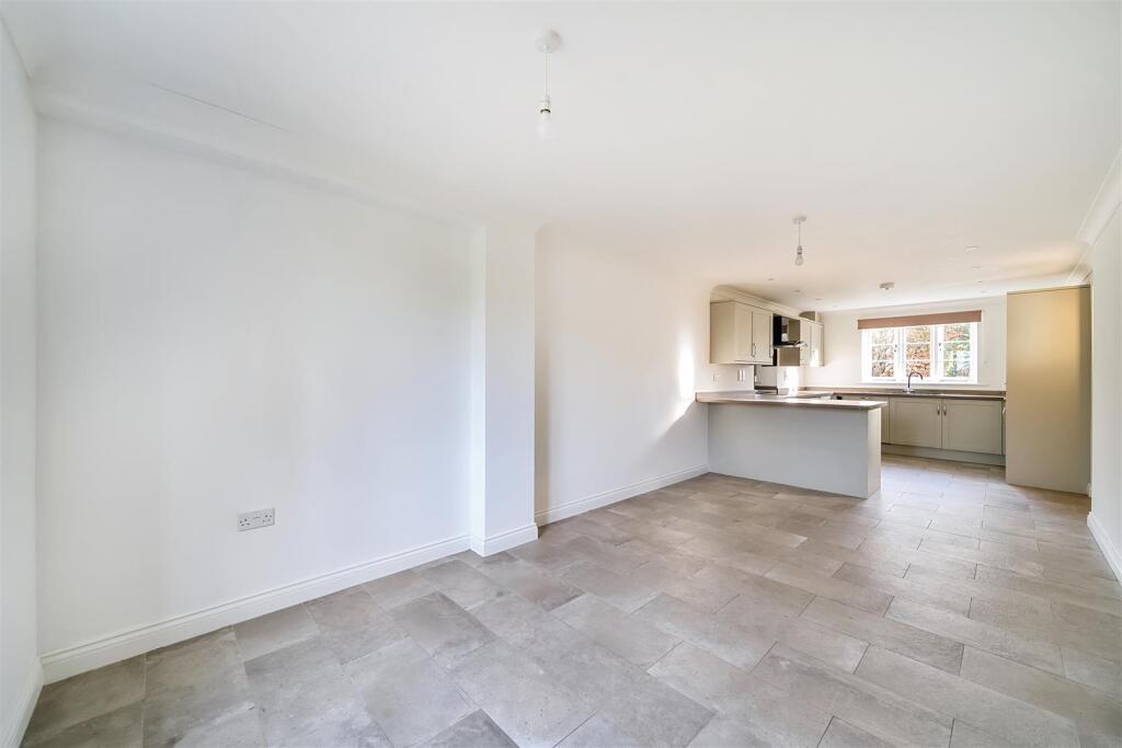 Dining Room/Kitchen
