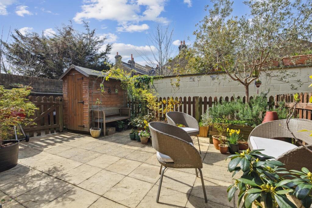 0304202512_WWTT_Flat 7, 2 Byton Road,_SW17 9HE_014