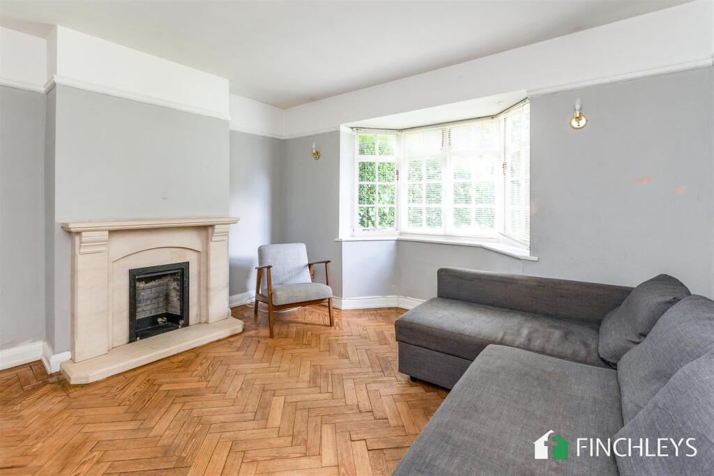 21nealecloselondonn20le-6.jpg