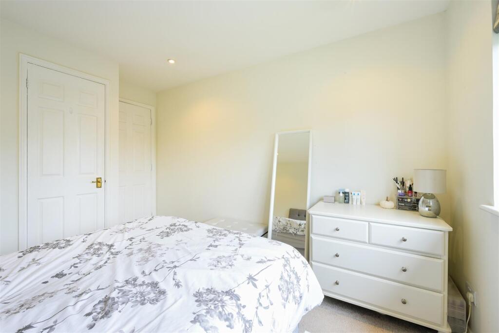 FARRIERS CLOSE- (8).jpg