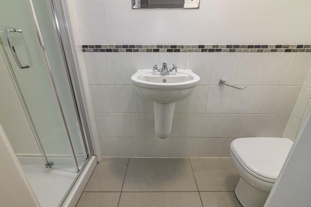 10-12DouglasRoad-31