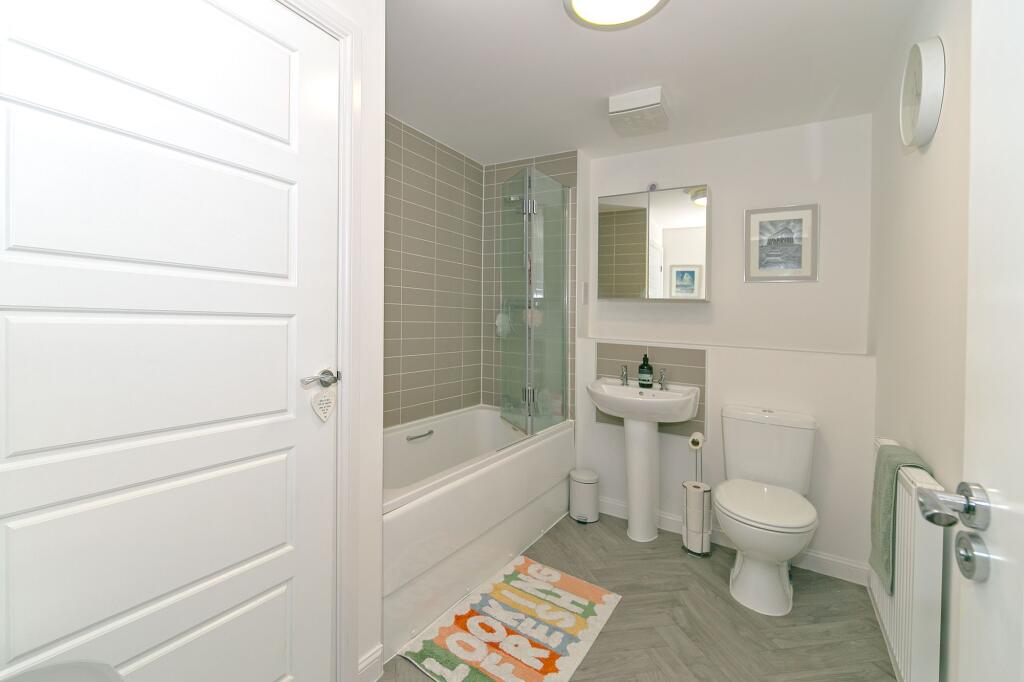 Vulcan Croft, Fairfields, MK11