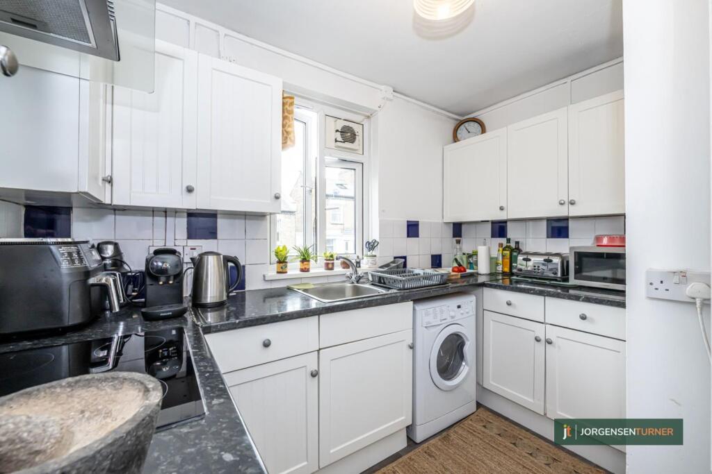 Kitchen .jpg