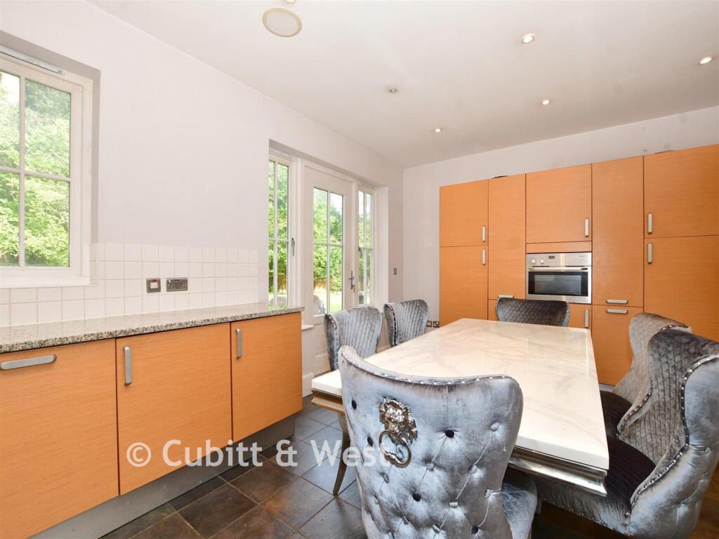 Kitchen/Breakfast Room 2026