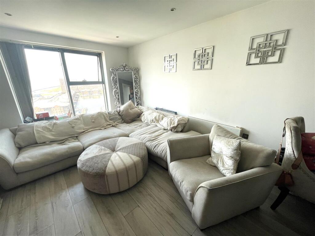 Lounge Area .jpeg