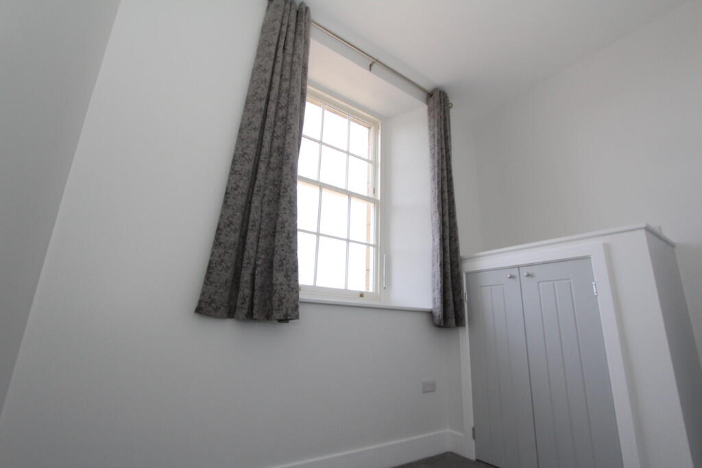 2025-03-05 13.09....