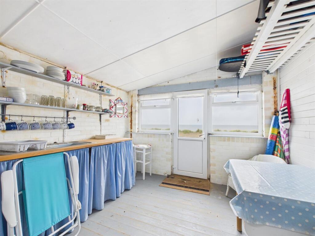Beach Hut