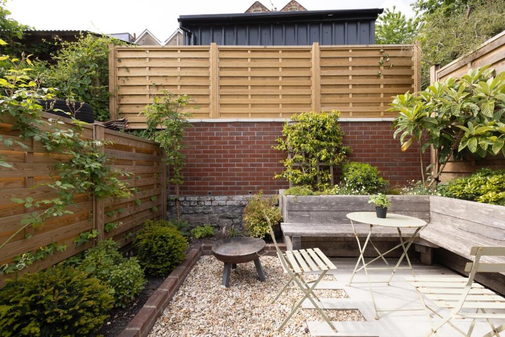 99 Lower Cheltenham Place-37.jpg