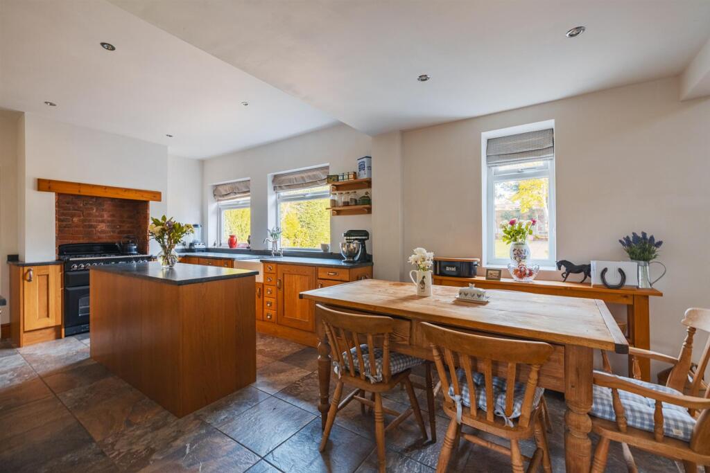 The Bungalow, Tannery Ln-57.jpg