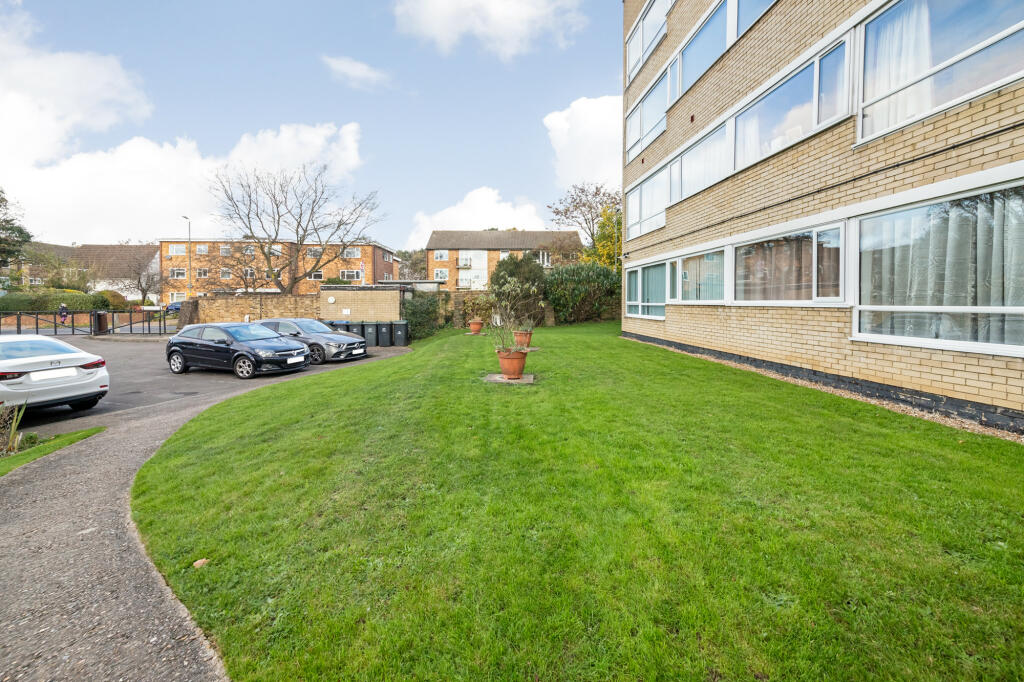 Rear Communal Garden