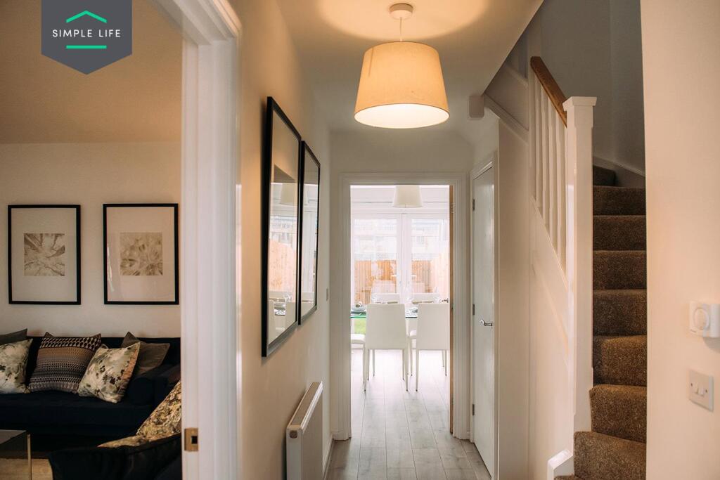 Ellesmere_hallway.jpg