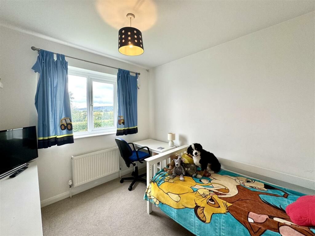 BEDROOM 3
