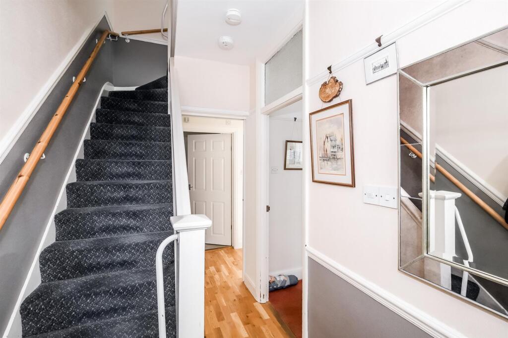 127 Hampton Road-18_web.jpg