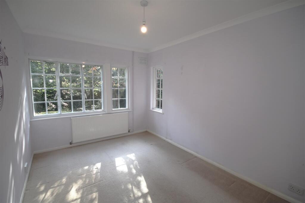 Bedroom 2a.JPG
