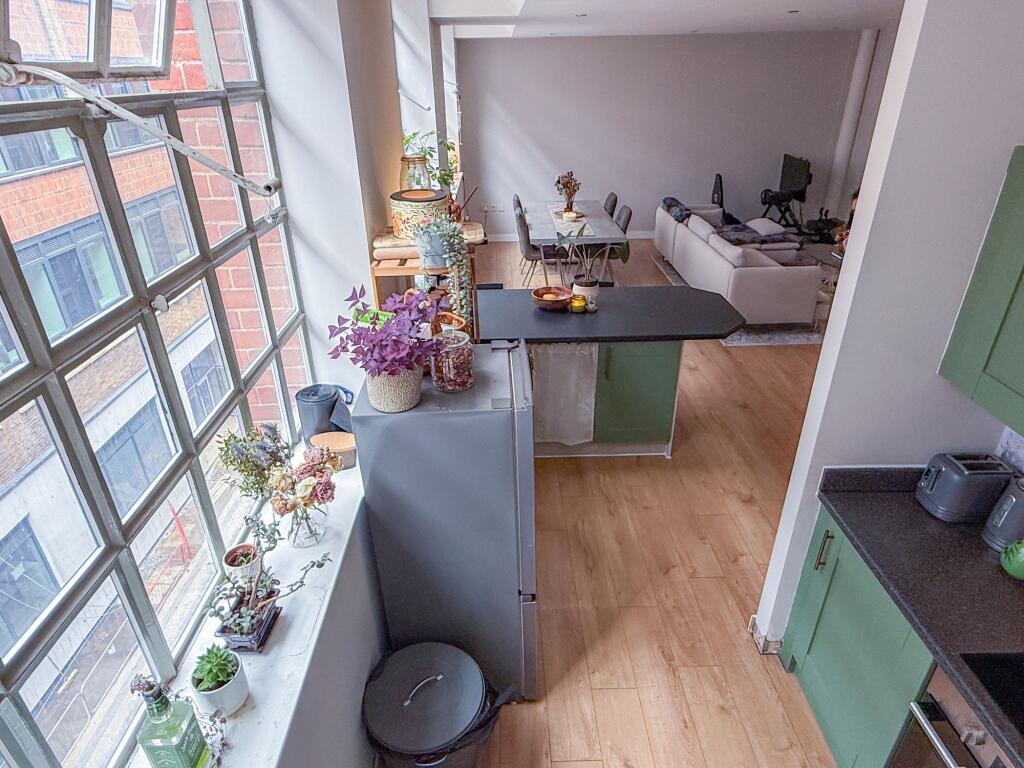 Open Plan Kitchen/Living Area