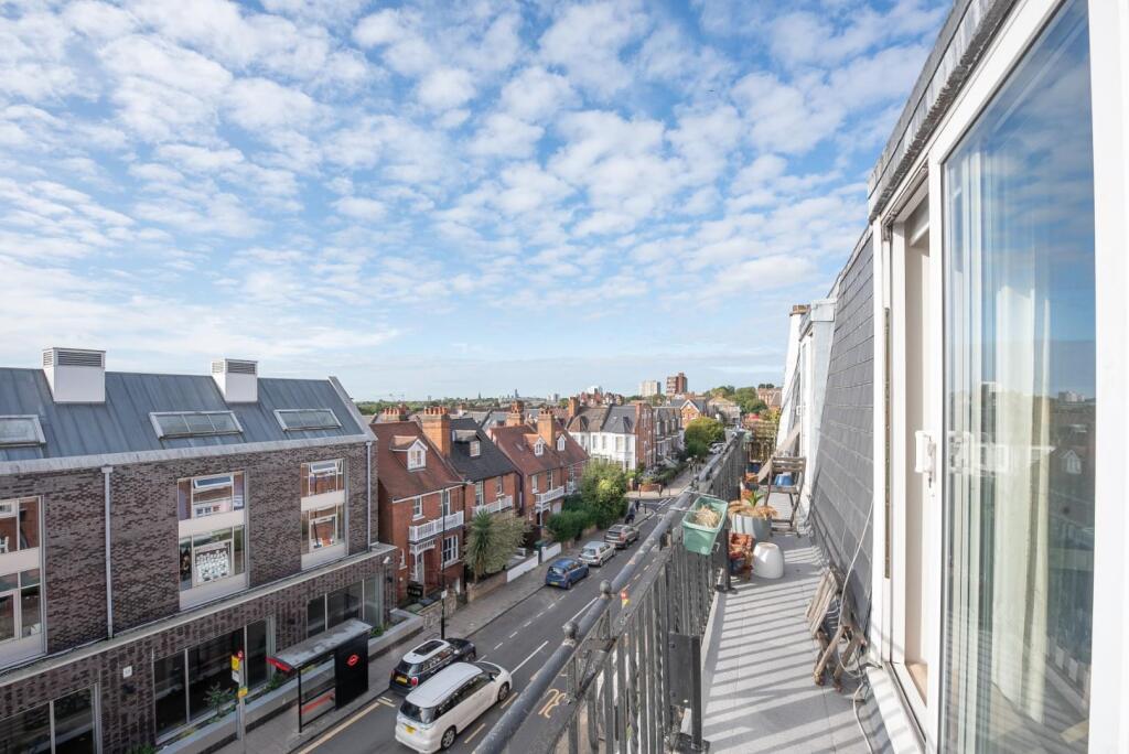 Balcony - Street View