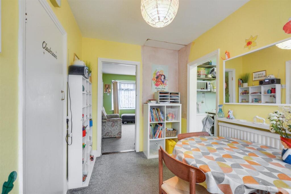 Dining Room_2.jpeg