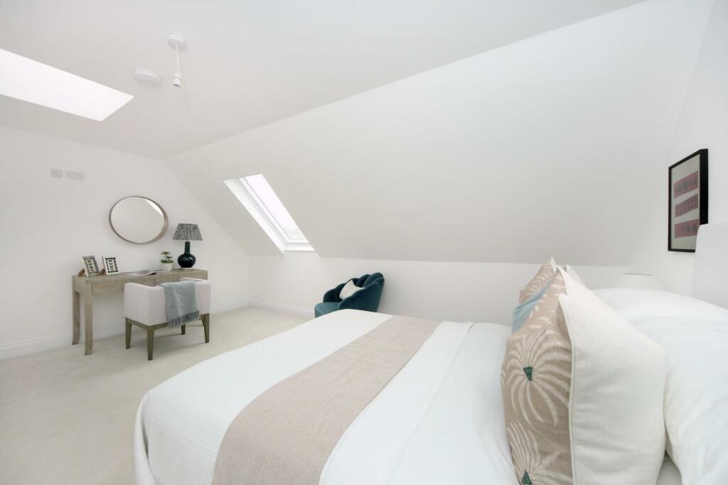 GV- TFF - 34 Woodfield Rd (16).jpg