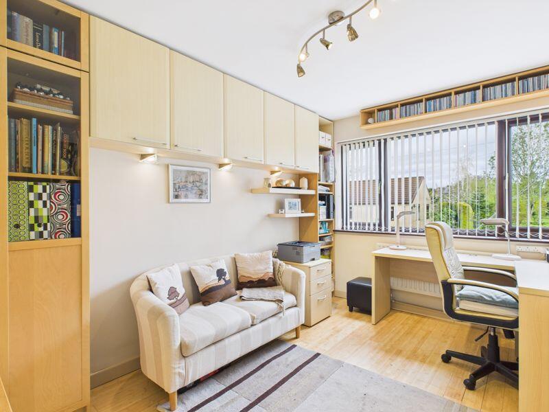 Snug/office