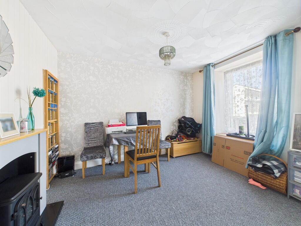 CAM02089G0-PR0524...