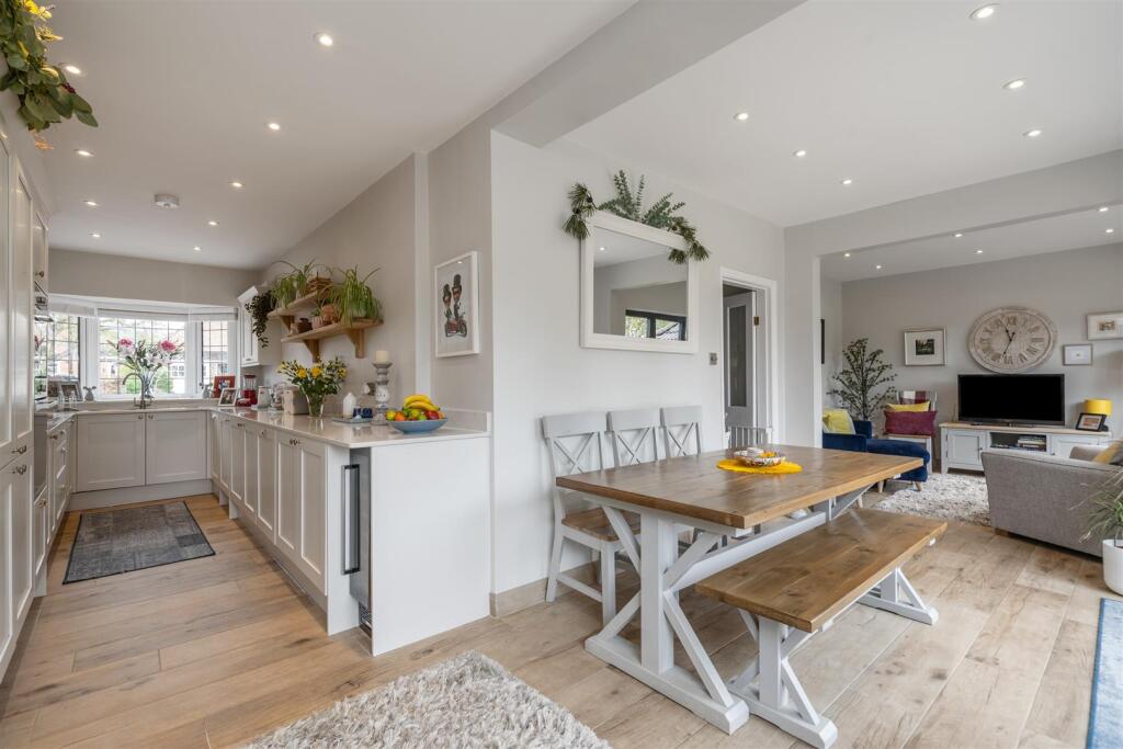 26 Kingscote Road_9.jpg