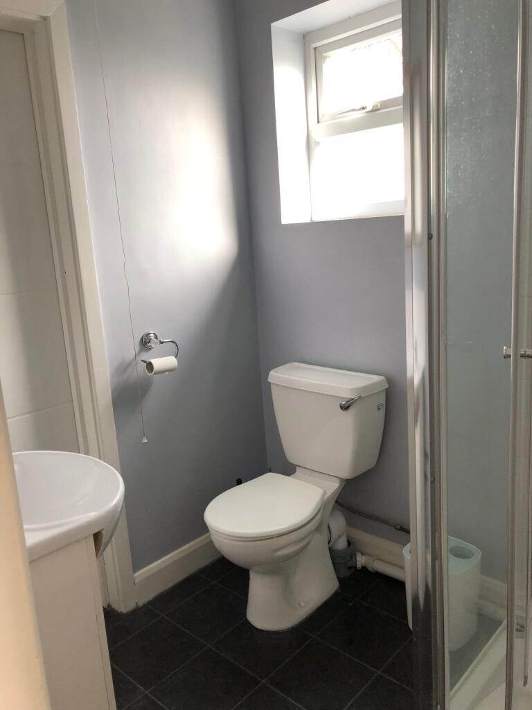 Jack &amp; Jill Shower R