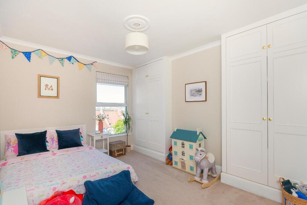 1W4R2BN - Bedroom F.jpg