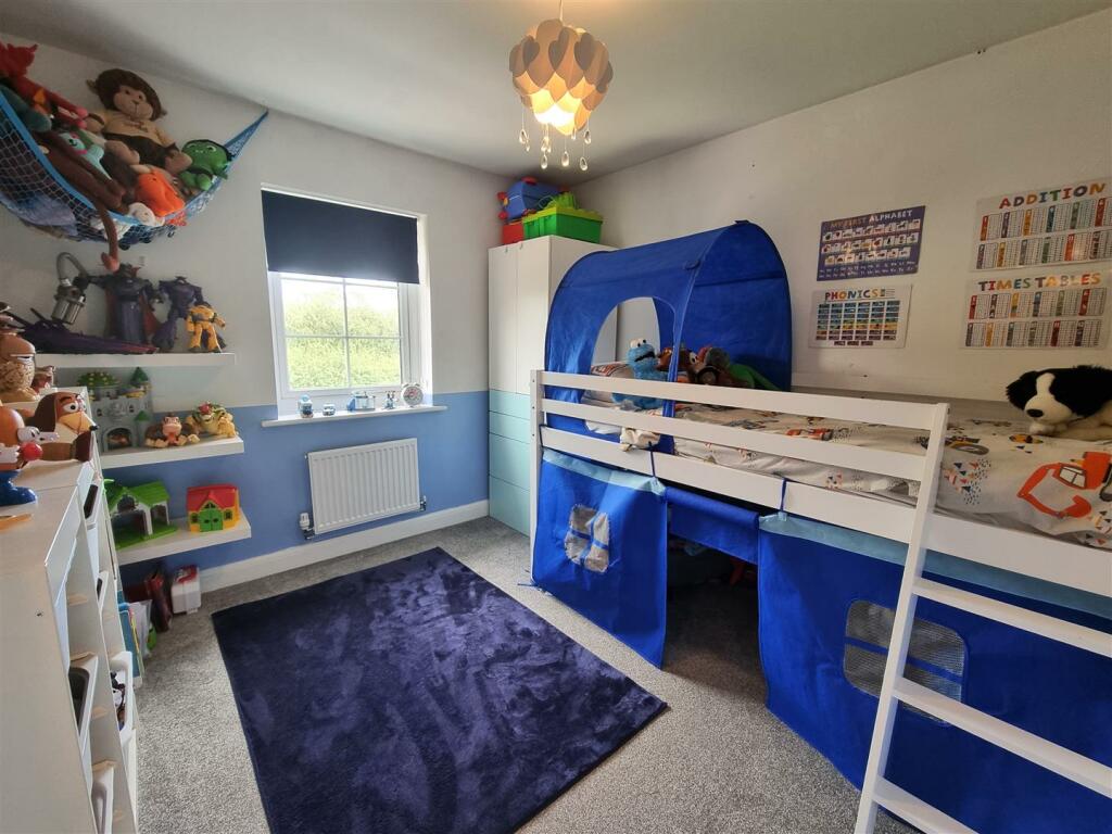 Bedroom 2.jpg